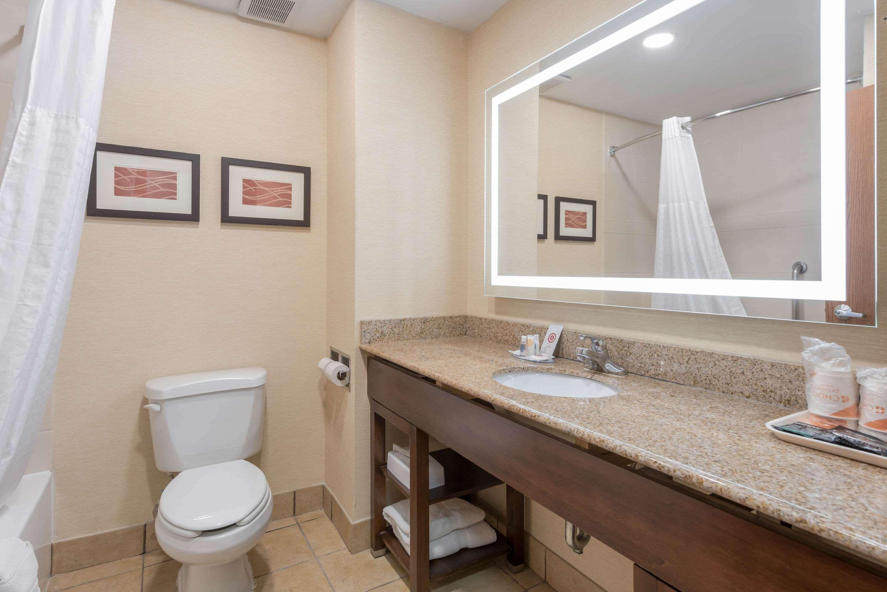 Comfort Inn Grove City - Columbus South Екстериор снимка